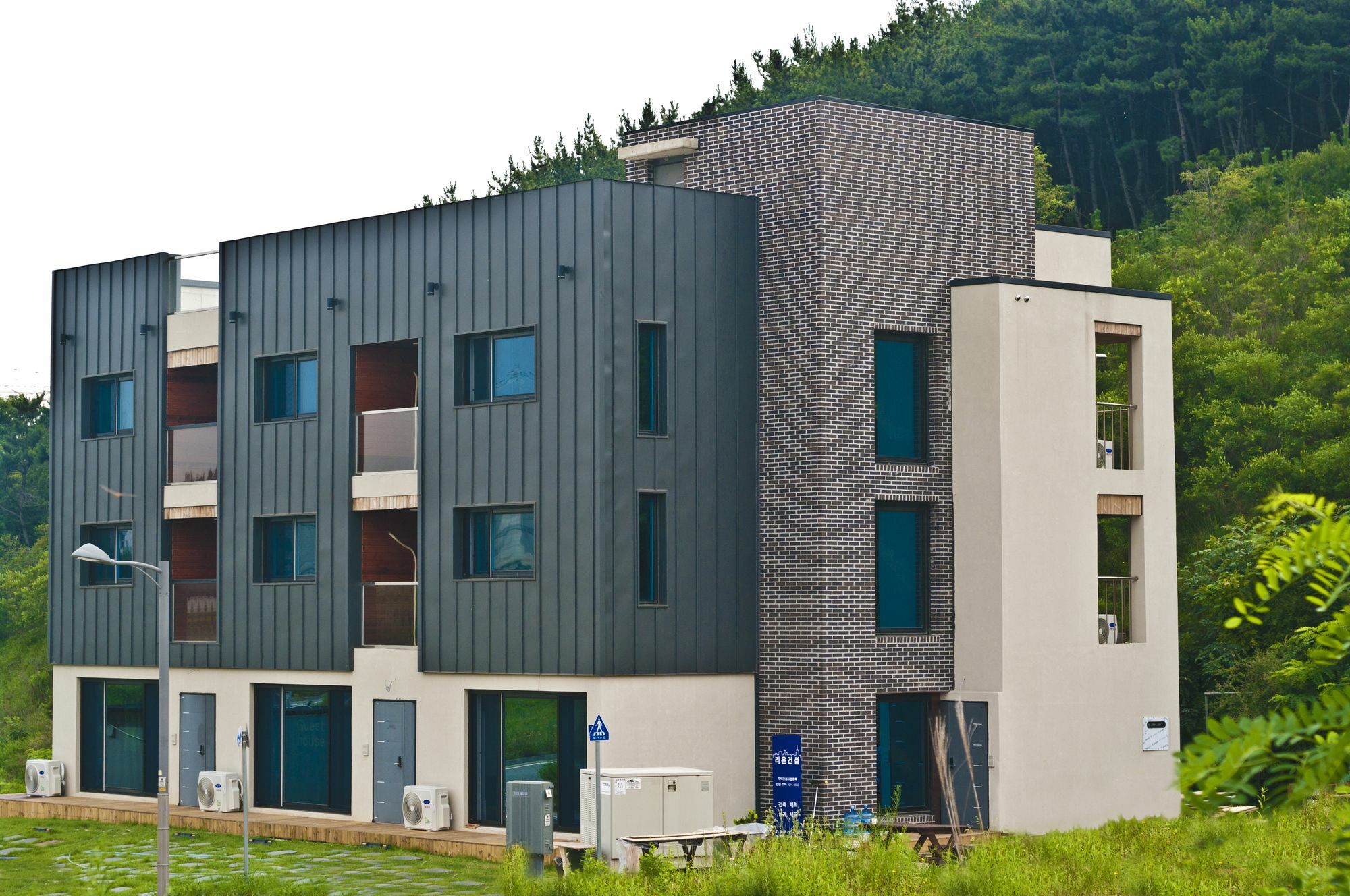 Leeon Guest House Инчон Экстерьер фото